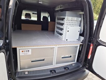 VW CADDY Maxi, 2.0 TDi, r.v. 2020, plný servis, DSG, dílna - 19