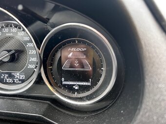 Mazda 6 2.2 Skyactiv D automat, 2013, navi,xenony,vyhř.sed. - 19