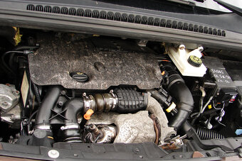 Peugeot 3008 1.6 HDi 115PS KLIMA NAVI KOLA - 19