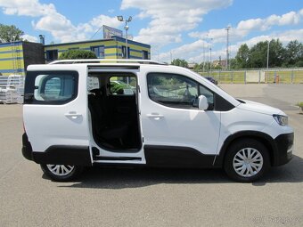 Peugeot Rifter 1.5 BlueHDi 5 míst ČR 1.maj - 19