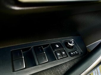 Toyota Corolla Hybrid 1.8 Comfort Tech – 2023 – 51.XXX km – - 19