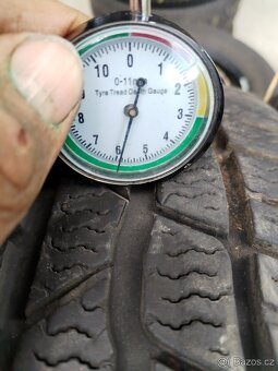 205/60/16 zimni pneu CONTINENTAL a FIRESTONE 205/60 R16 - 19