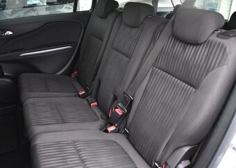 Opel Zafira TOURER 1.4T PO ROZVODECH 7MÍST - 19