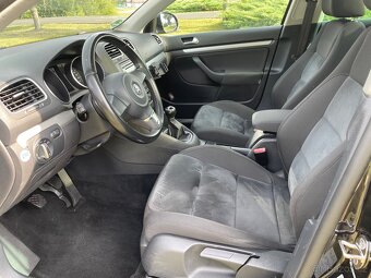 VW Golf VI 1.4 TSi r.v. 2010, serviska, bixenony, alcantara - 19