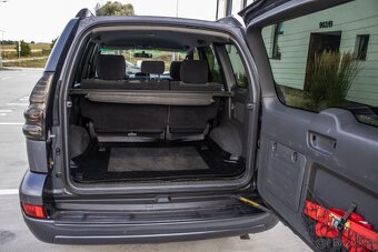 Toyota Land Cruiser 3.0 D-4D - 19