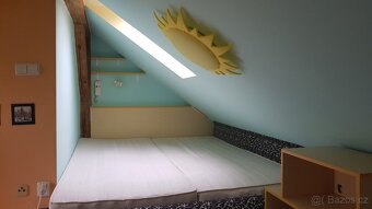 Byt u Riegrových sadů - výhled na Hradčany a okolní střechy - 19