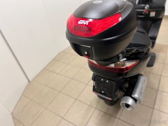 SUZUKI BURGMAN 125 - 19