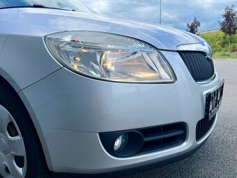 Škoda Fabia 1.4i 16V 63kw TEMPOMAT El. okna 84 000km KLIMA - 19