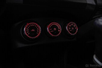 Mitsubishi Outlander 2.2 DI-D - 19