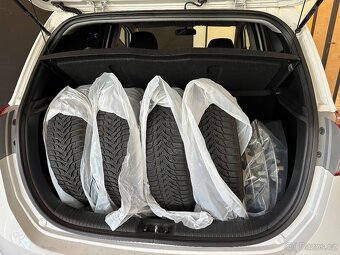 HYUNDAI IX20 1.6 CVVT 91KW 11/2012 MANUÁL 2 SADY KOL TAŽNÉ - 19