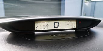 Citroen C4 1,6 HDI - 16V - 66kw. JEZDÍ PĚKNĚ. .STK do 8/2026 - 19