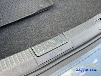 Škoda Superb 2.0TDI 147kw 4x4 DSG 2021  121.000km   DPH - 19