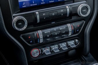 Ford Mustang 5.0 V8 GT 450 hp / Záruka do 2029 / 1.Majiteľ - 19