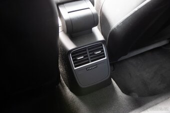 Audi A3 2.0 TDI Ambiente S tronic - 19