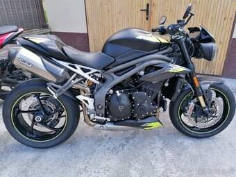 TRIUMPH Speed Triple RS 1050 - 19