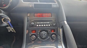 Peugeot 3008 1,6 115kw - 19