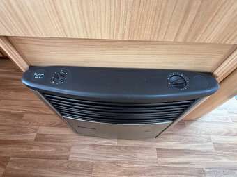 Wilk Vida 490, MARKÝZA S BOKY, MOVER, NOSIČ KOL, ULTRAHEAT, - 19