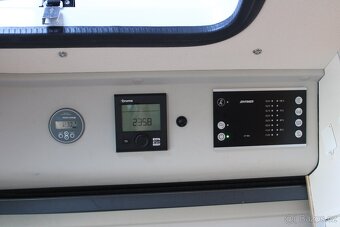 Hymer Yosemite 2021 - obytný vůz - 19