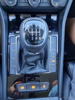 Škoda Superb 3 1.6 TDI 88kw po velkém servisu. - 19