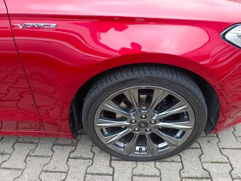 Ford Mondeo 2.0 EcoBoost Aut. VIGNALE - záruka Autodraft - 19