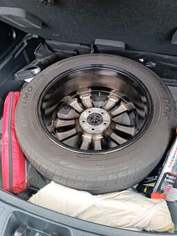 Kia Sportage 2.0 CRDi 4x4 135 kW (184 k) – výborný stav - 19