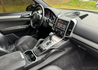 Porsche Cayenne GTS - 19