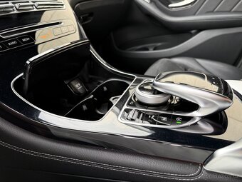 Mercedes GLC 250 AMG line / 2018 / 4x4 - 19