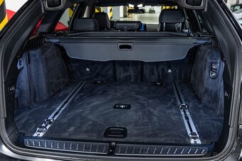 BMW M550d xDrive Touring, M-Technic, HUD, dověry... - 19