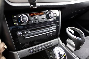 BMW X1 xDrive 20d A/T TOP STAV - 19