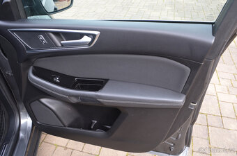 PRODÁM FORD S-MAX 2.0CDTI 240PS 2018 AUT TOP STAV - - 19