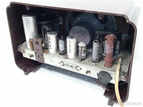 TESLA 420U TRIO - Bakelitové rádio 1956 - 19