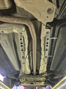 Volvo V50 1.6D,80KW,KLIMA,BEZ KOROZE,R.V.2010 - 19