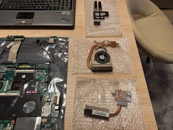 ASUS M50VN (T9400, 4GB DDR2, GeForce 9650GT 1GB, BluRay) - 19