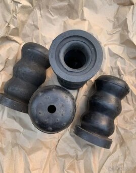 Těsnění gufero doraz ramena sajdy silentblok Ural Dněpr M67 - 19
