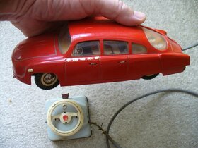 Stare-sberatel auto na kabel-bateriove ovladani-TATRA-603 - 19