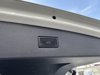Volkswagen Tiguan Rline 2.0 TDI 110kW DSG 4Motion - 19