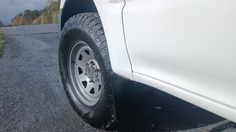 Toyota Land Cruiser 95 3.0 d 139800km - 19