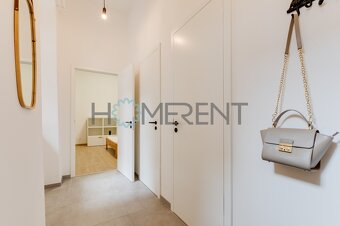 Pronájem ateliéru 2+kk, 55m² + 20m² terasa - Praha - Karlín - 19