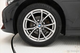 BMW Řada 3 2,0 320d 140kW Steptronic - 19