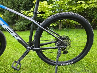 Trek Marlin 8 barva modro-černá, velikost M/L - unisex - 19