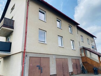 Pronájem zděného bytu 4+1 s garáží a 2 lodžiemi, Chotoviny - 19