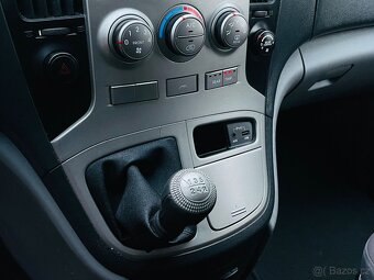 Hyundai H 1 2.5 CRDi  MANUÁL 8MÍST NAVI SENZORY BEZ KOROZE - 19