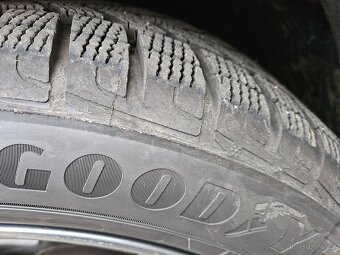 Mercedes-Benz GLA 220 CDI 4MATIC - 19