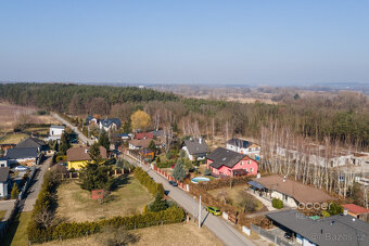 Prodej stavebního pozemku 1300 m2 v obci Záryby. - 19