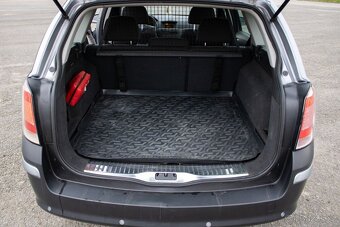 Opel Astra Sport Tourer 1.6 MPI 77 kW - 19