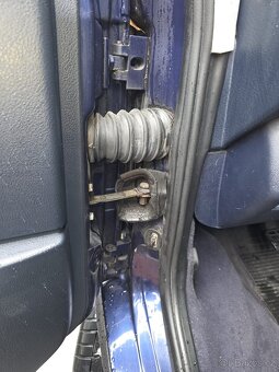 VW Caravelle T4 2.5TDI 111kw klimatronic Vebasto r.v.3/2002 - 19