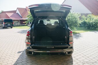 BMW X5 xDrive30d G05, najeto pouze 9tis. km, DPH - 19