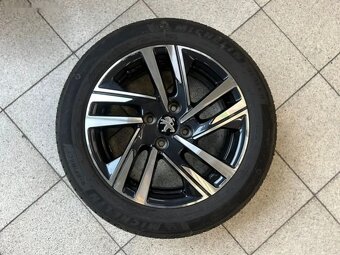 Peugeot 208, Allure PureTech 100k S&S MAN6 - 19