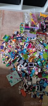 Obrovská krabice Lego Friends, Lego Dots - 19