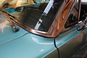 1965 FORD MUSTANG CABRIO V8 4-SPEED MANUAL KRASAVEC - 19